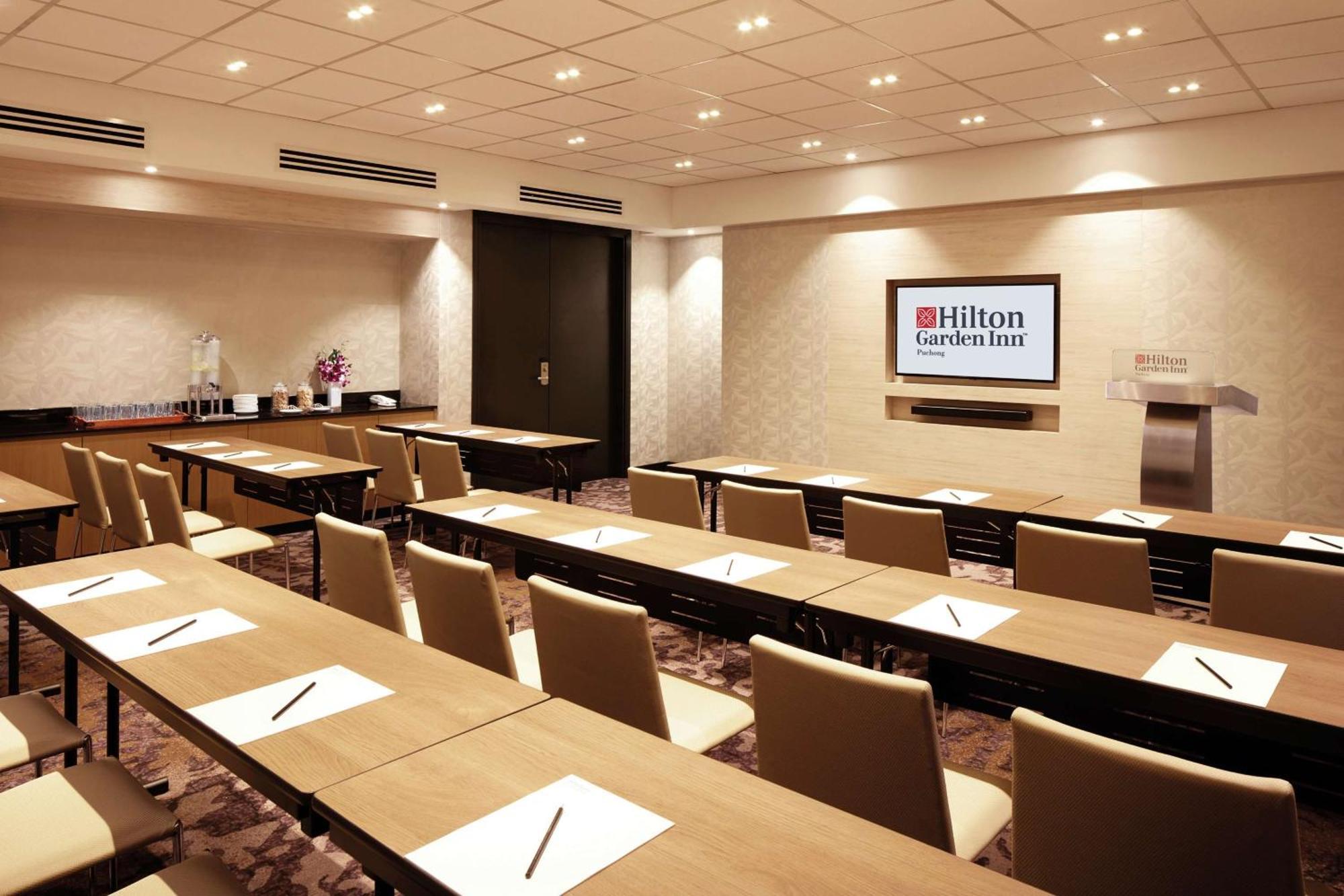 Hilton Garden Inn Puchong Esterno foto