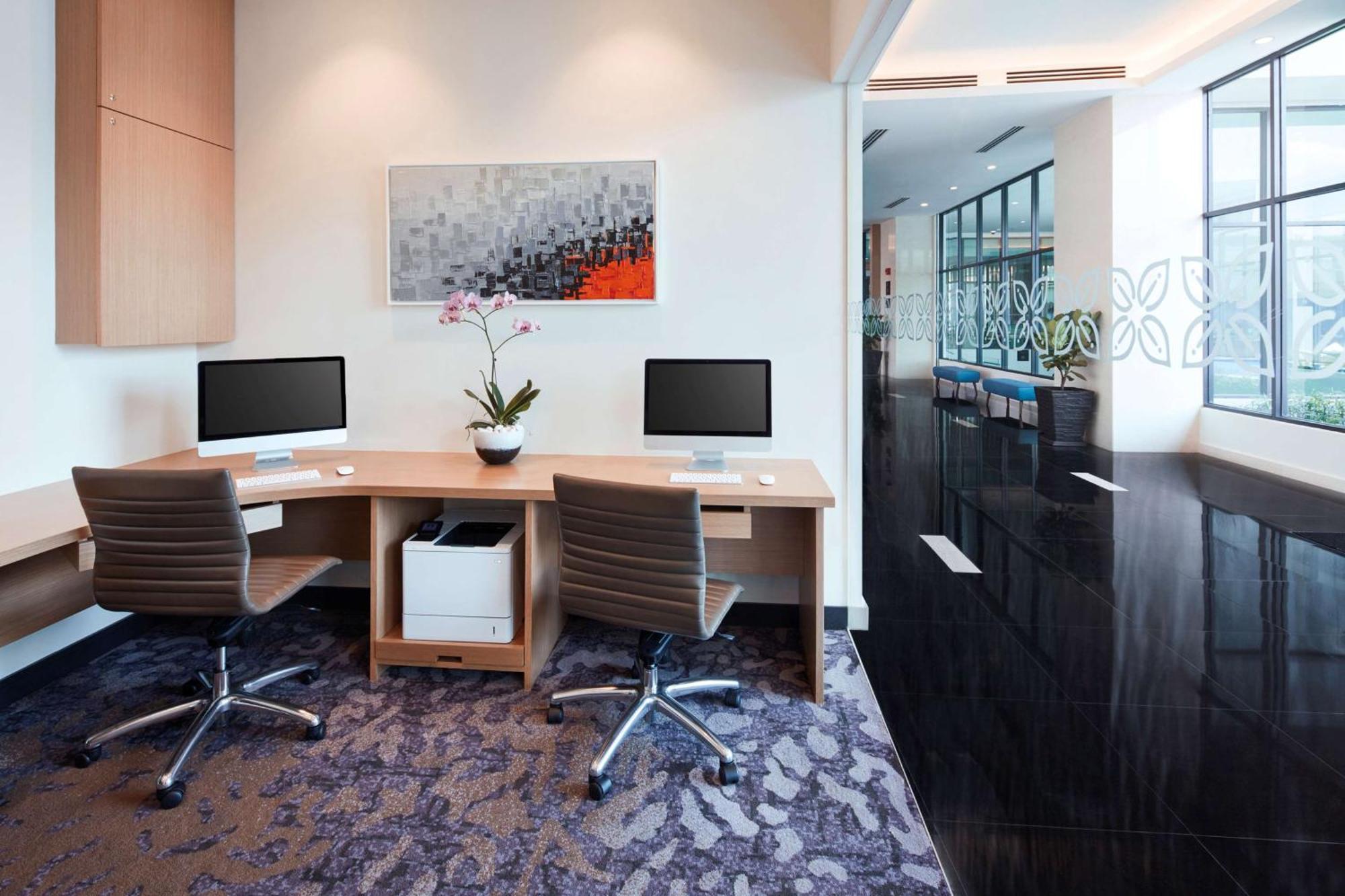Hilton Garden Inn Puchong Esterno foto