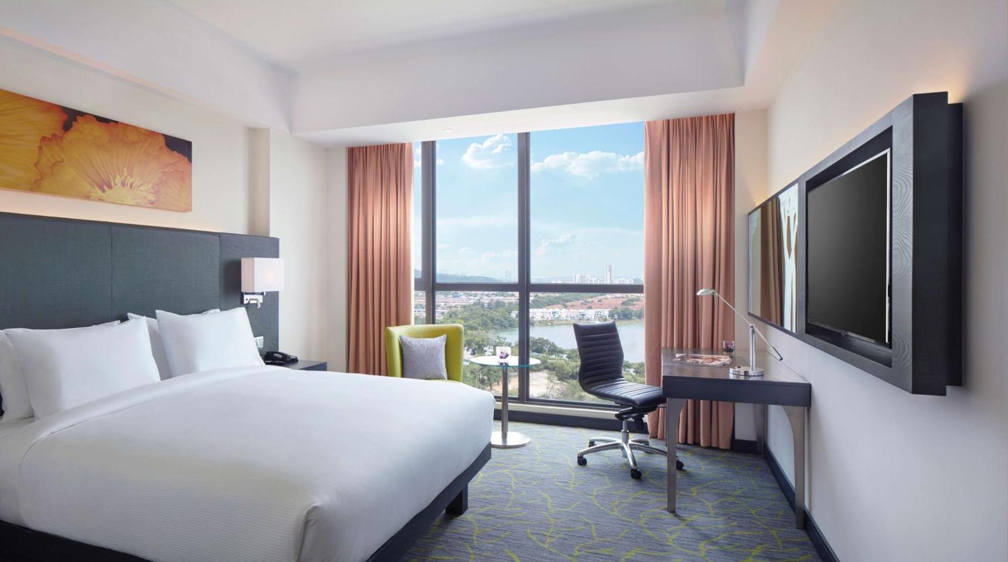 Hilton Garden Inn Puchong Esterno foto