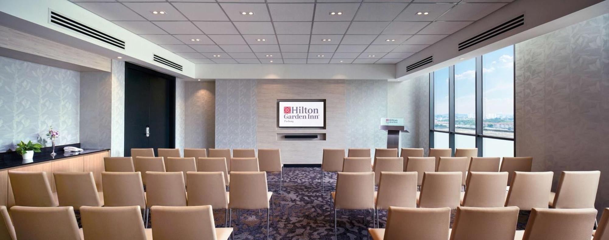 Hilton Garden Inn Puchong Esterno foto